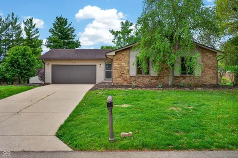 1165 Cottonwood Drive Columbus IN 47203