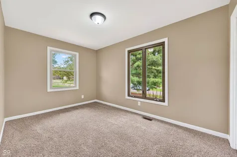 1165 Cottonwood Drive Columbus IN 47203