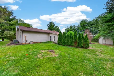 1165 Cottonwood Drive Columbus IN 47203