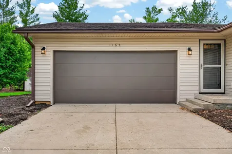 1165 Cottonwood Drive Columbus IN 47203