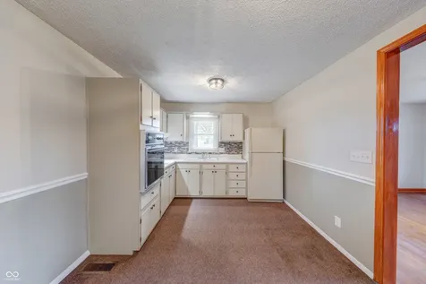 535 S 450 E Franklin IN 46131
