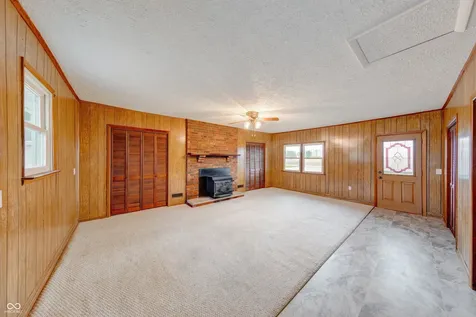 535 S 450 E Franklin IN 46131