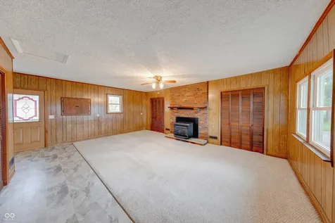 535 S 450 E Franklin IN 46131