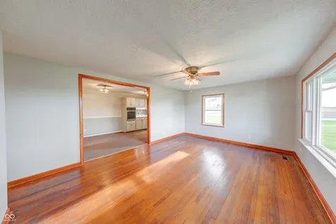 535 S 450 E Franklin IN 46131