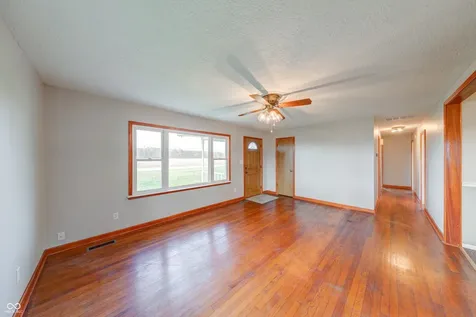 535 S 450 E Franklin IN 46131