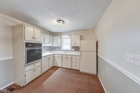 535 S 450 E Franklin IN 46131
