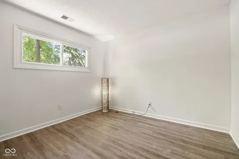 9102 Ripon Court Indianapolis IN 46268