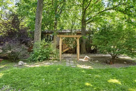 9102 Ripon Court Indianapolis IN 46268