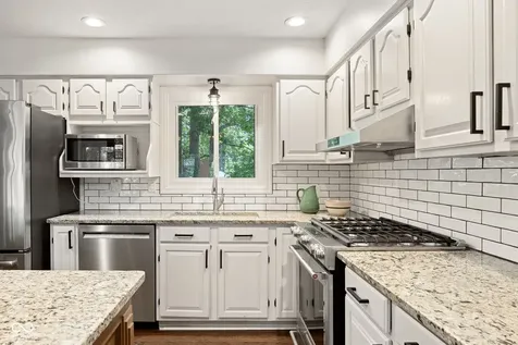 9102 Ripon Court Indianapolis IN 46268