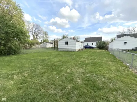 2300 W 8th Street Anderson IN 46016