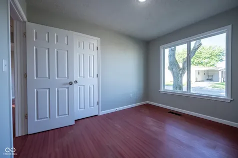 2036 Van Bibber Lake Estate Greencastle IN 46135