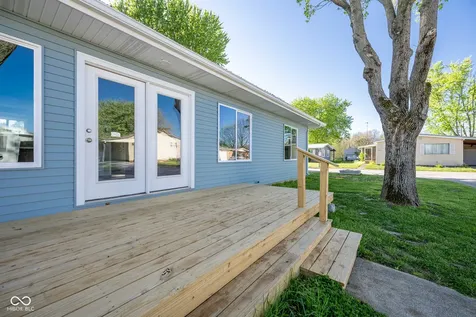 2036 Van Bibber Lake Estate Greencastle IN 46135