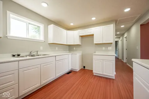 2036 Van Bibber Lake Estate Greencastle IN 46135