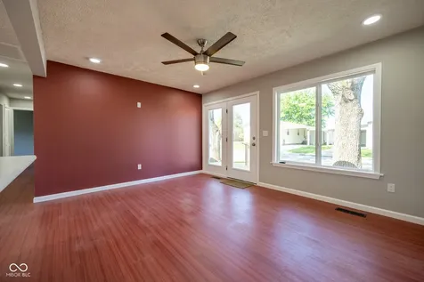 2036 Van Bibber Lake Estate Greencastle IN 46135
