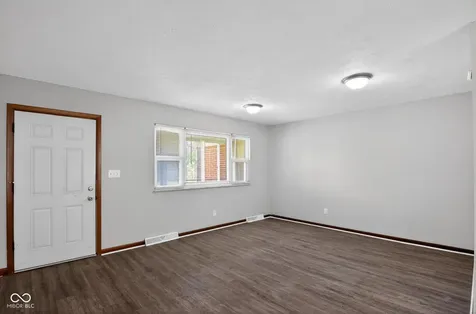 724 N Bazil Avenue Indianapolis IN 46219
