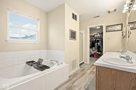 6111 Parrington Drive Indianapolis IN 46236