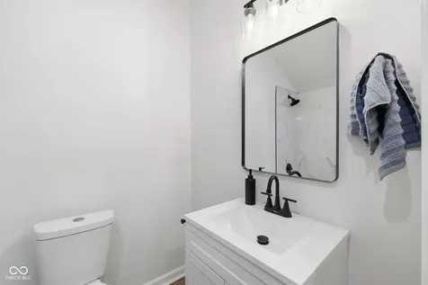 819 E 56th Street Indianapolis IN 46220