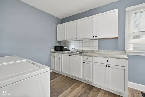 845 W 28th Street Indianapolis IN 46208