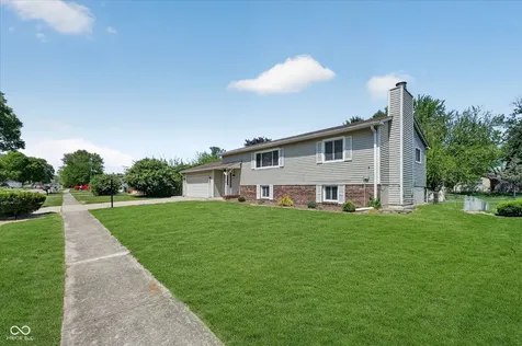 8614 Stonewall Drive Indianapolis IN 46231