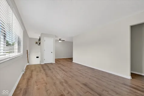 8614 Stonewall Drive Indianapolis IN 46231
