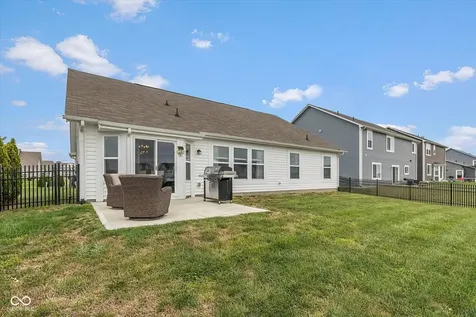5509 Wood Spring Lane Mccordsville IN 46055