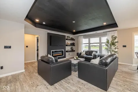 5509 Wood Spring Lane Mccordsville IN 46055