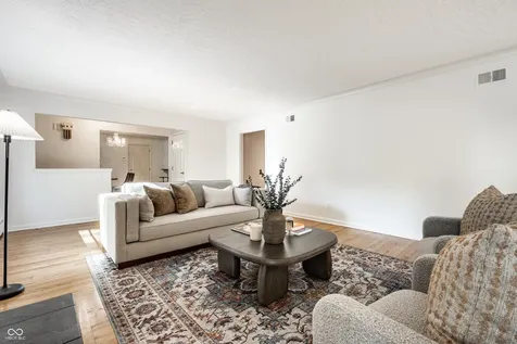 5548 N Meridian Street Indianapolis IN 46208