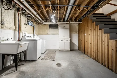 5548 N Meridian Street Indianapolis IN 46208