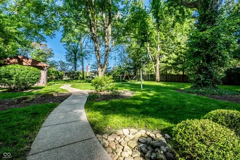 5548 N Meridian Street Indianapolis IN 46208
