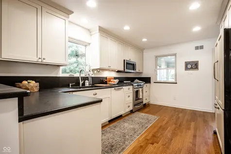 5548 N Meridian Street Indianapolis IN 46208