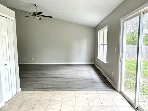 6027 Lakeside Manor Avenue Indianapolis IN 46254