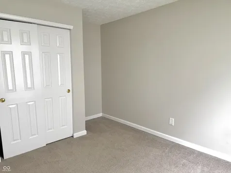 6027 Lakeside Manor Avenue Indianapolis IN 46254