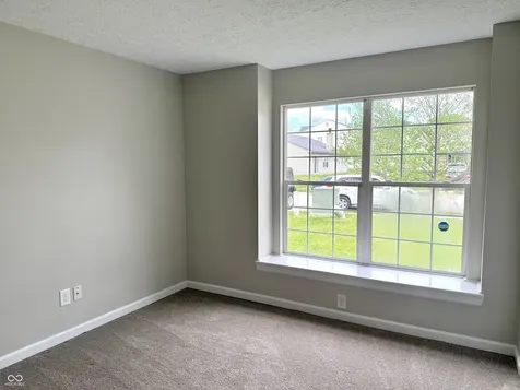 6027 Lakeside Manor Avenue Indianapolis IN 46254