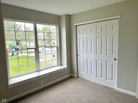 6027 Lakeside Manor Avenue Indianapolis IN 46254