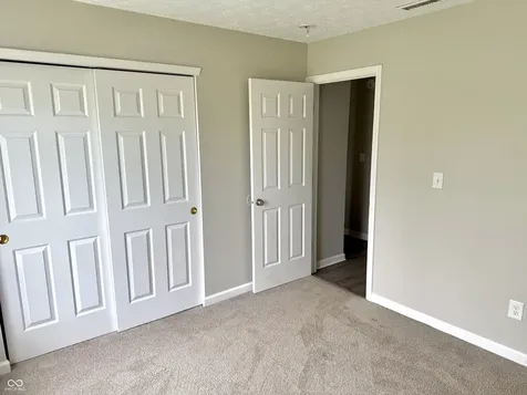6027 Lakeside Manor Avenue Indianapolis IN 46254