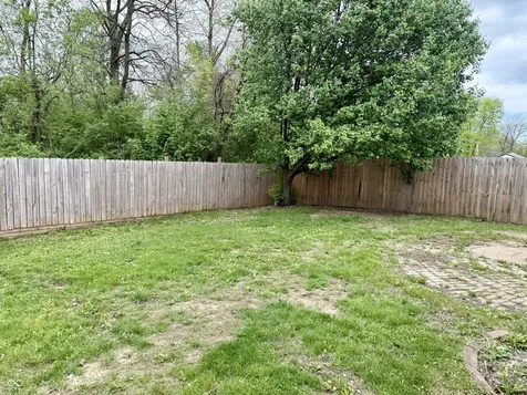 6027 Lakeside Manor Avenue Indianapolis IN 46254