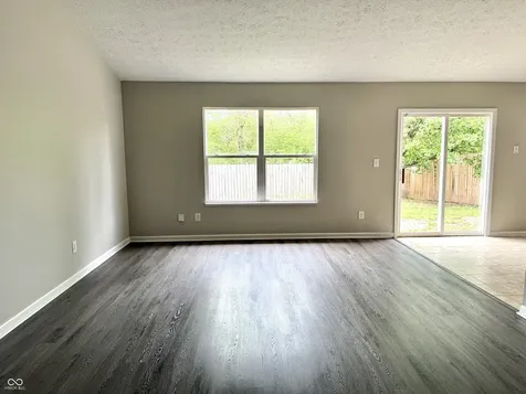 6027 Lakeside Manor Avenue Indianapolis IN 46254
