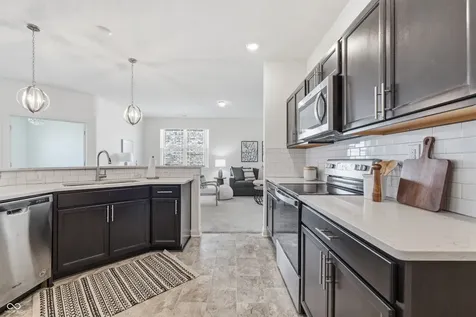 6336 Stallion Way Indianapolis IN 46260