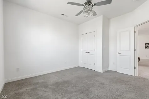 6336 Stallion Way Indianapolis IN 46260