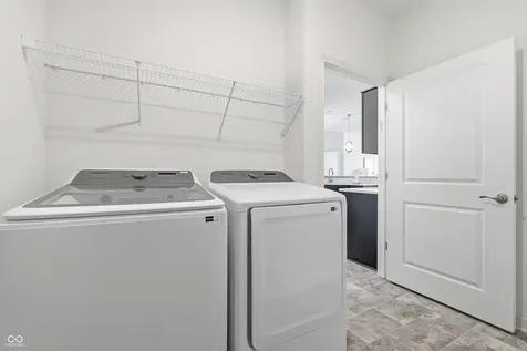 6336 Stallion Way Indianapolis IN 46260