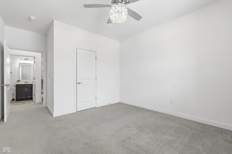 6336 Stallion Way Indianapolis IN 46260