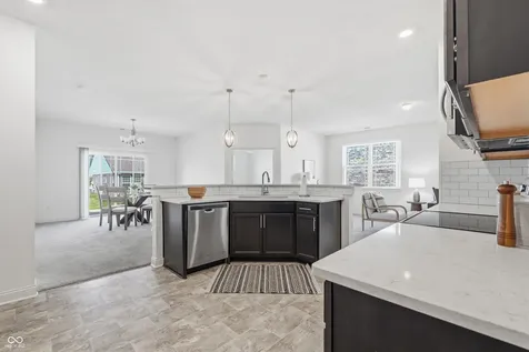 6336 Stallion Way Indianapolis IN 46260
