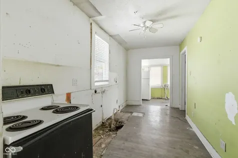 915 N Lasalle Street Indianapolis IN 46201
