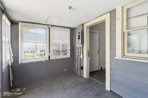 915 N Lasalle Street Indianapolis IN 46201