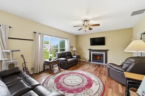 18715 Crestline Court Noblesville IN 46060