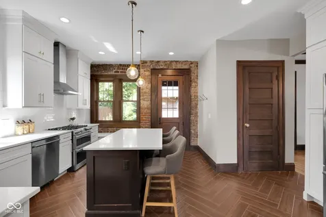 2730 Sutherland Avenue Indianapolis IN 46205