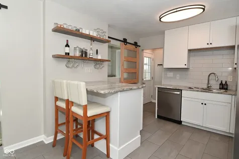 426 Avon Avenue Plainfield IN 46168