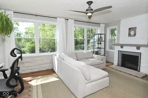 426 Avon Avenue Plainfield IN 46168