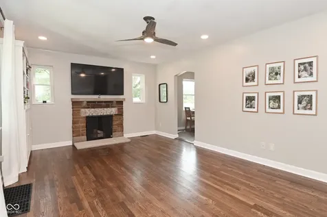 426 Avon Avenue Plainfield IN 46168