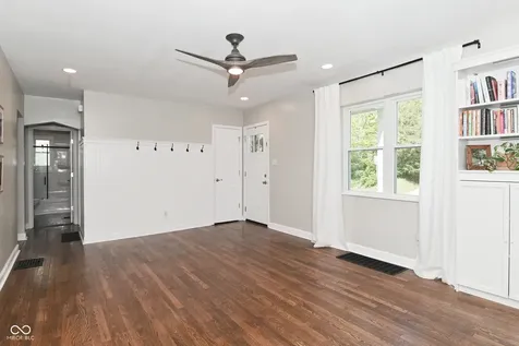 426 Avon Avenue Plainfield IN 46168